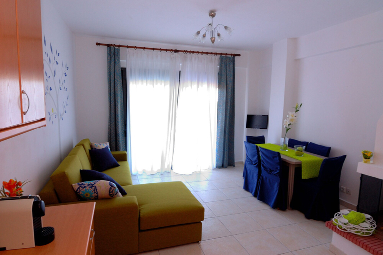 Others 4, Petra Mare Villas, Central Macedonia