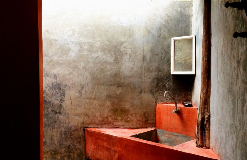 Bathroom 5, Vimarnkiri Resort, Pai