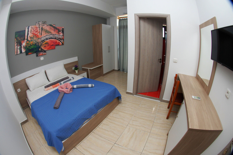 Bedroom 2, Hotel Mesopotami, Delvinës