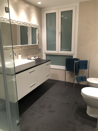 Bathroom 3, Casa Acougo, Sarria, Lugo