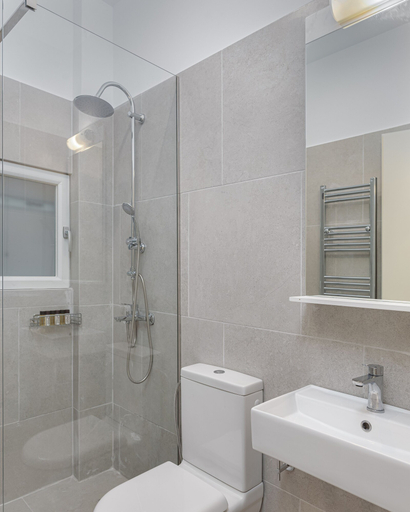 Bathroom 3, Thiramenous Residence, Attica