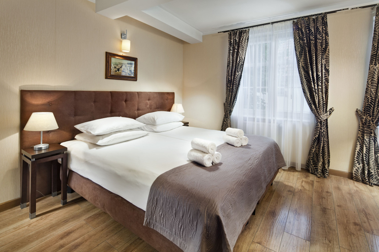 Bedroom 4, Hotel Bonum, Gdańsk City