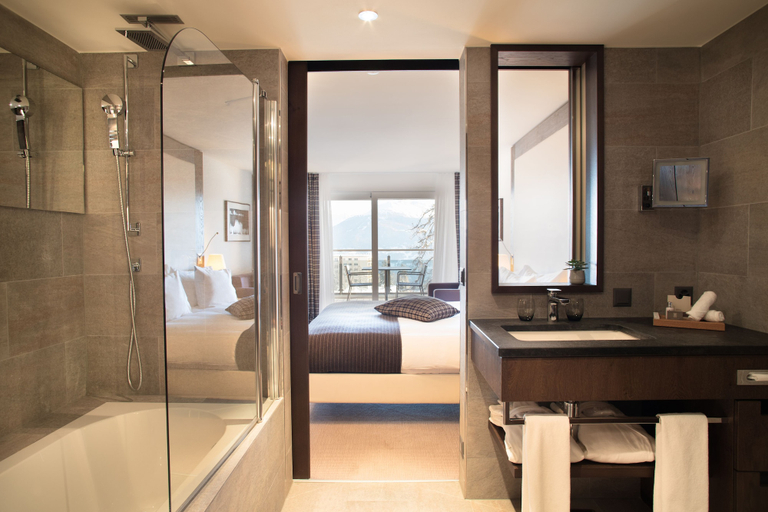 Bathroom 5, Crans Ambassador, Sierre