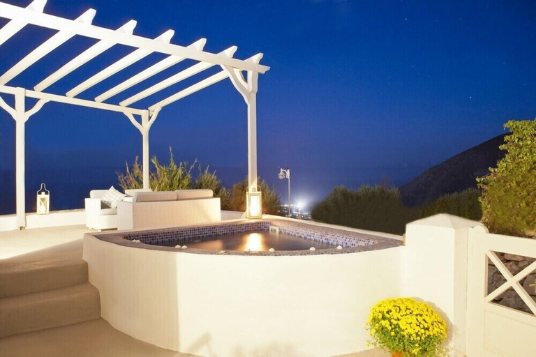 Sport & Beauty 5, Semeli Cave House, South Aegean