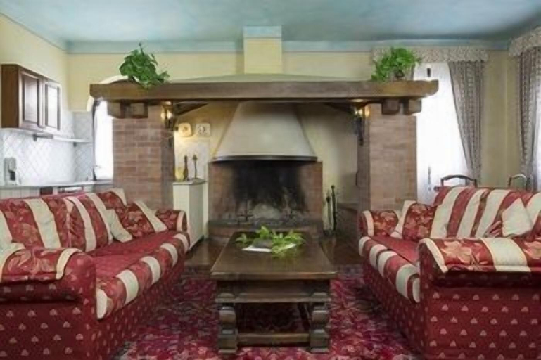 Others 4, Country House Bosco Lazzeroni, Florence