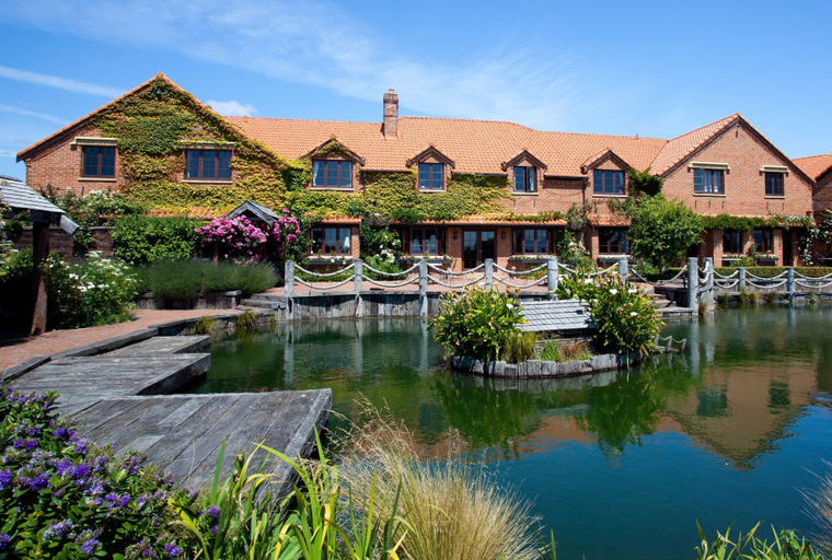 Exterior & Views 2, Grand Arden Monaco Nelson, Nelson