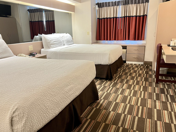 Bedroom 3, Microtel Inn and Suites by Wyndham MSP Airport Bloomington, Hennepin