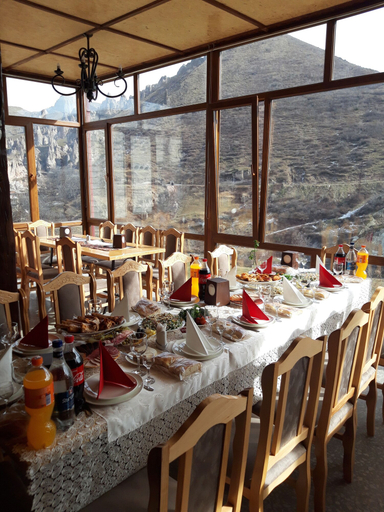 Food & Drinks 4, Kirch Hotel & Restaurant