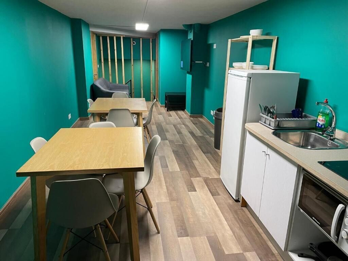 Others 4, Hostel Andaina, Lugo