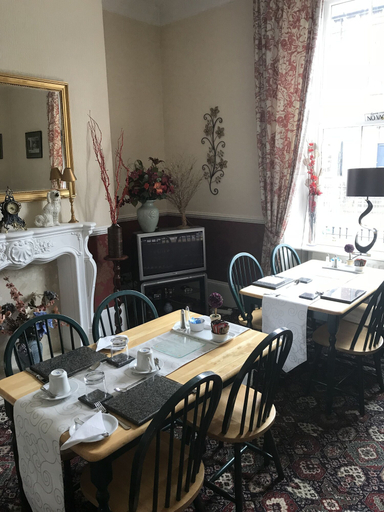Food & Drinks 4, Brooklyn House, Cumbria