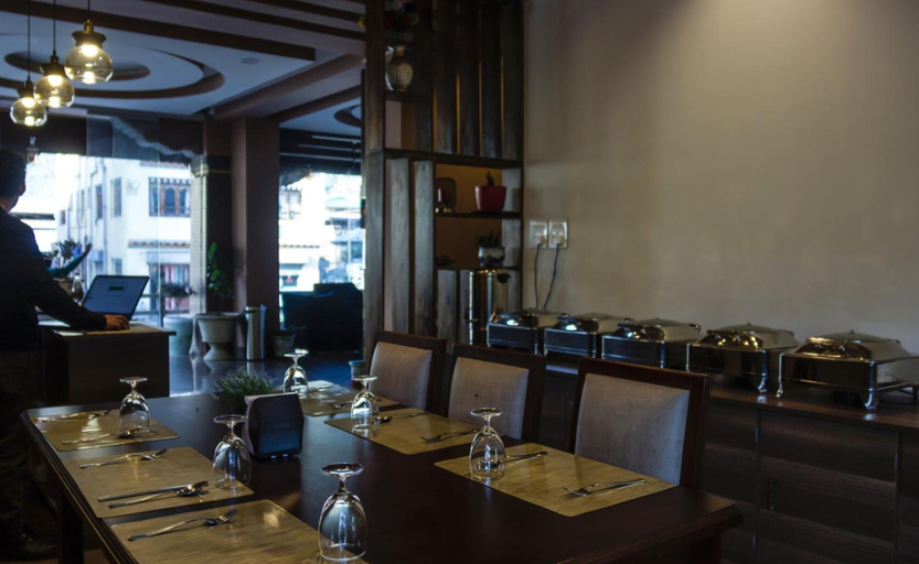 Food & Drinks 5, Nirvana Inn, Wangchang
