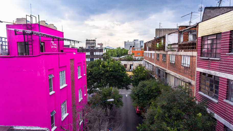 Exterior & Views 2, Mala Vecindad Beer Hotel, Mexico City