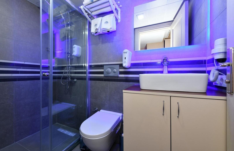 Bathroom 5, Sea Moon Hotel, Şişli