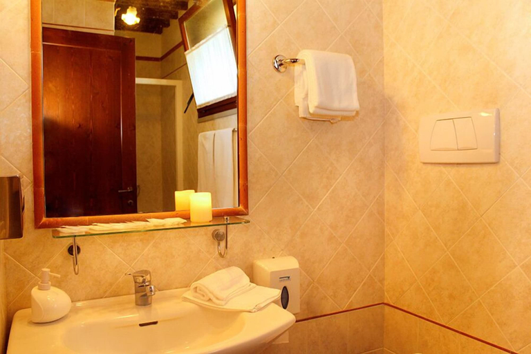 Bathroom 5, Agriturismo Giuncola e Granaiolo, Grosseto