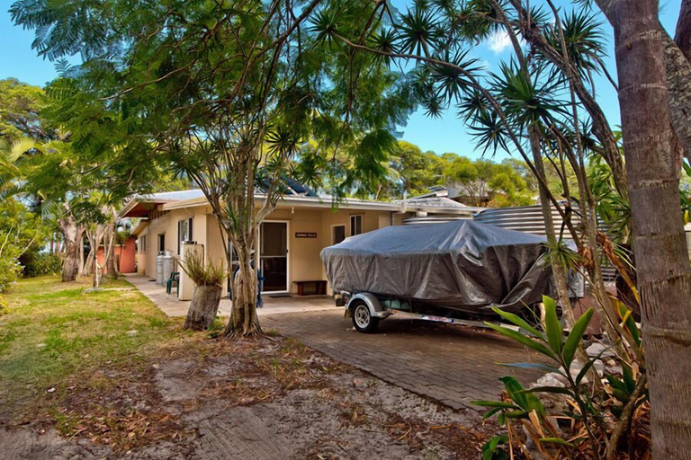Exterior & Views 2, Cowan Villa, Moreton Island