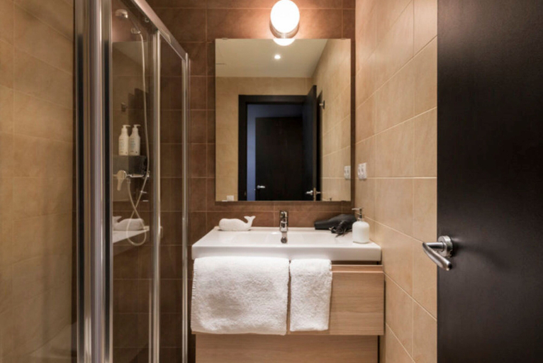 Bathroom 4, Anima Apartments Sants, Barcelona