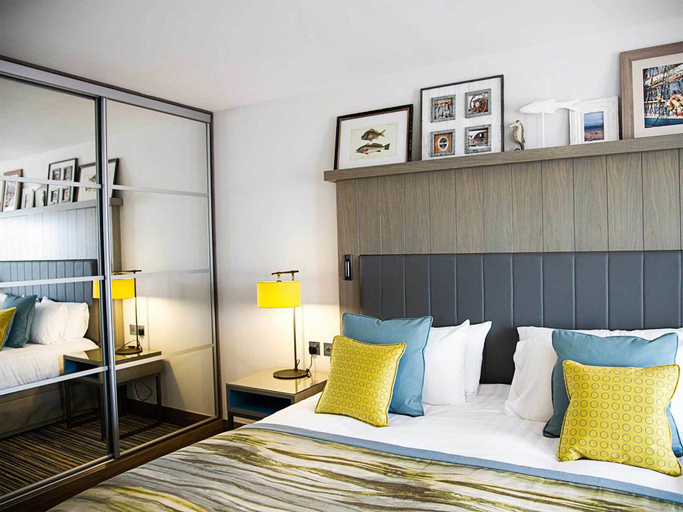 Bedroom 4, The Waterside Hotel, North Ayrshire