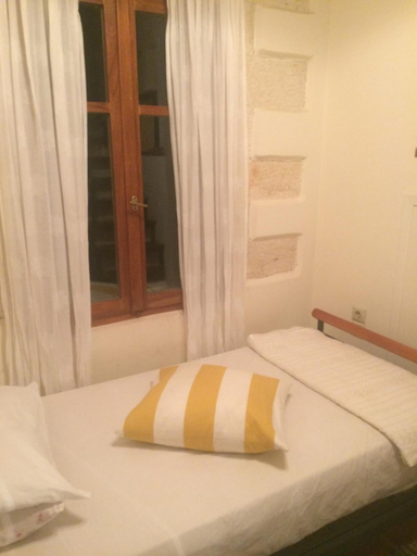 Bedroom 4, Rooms 47, Crete
