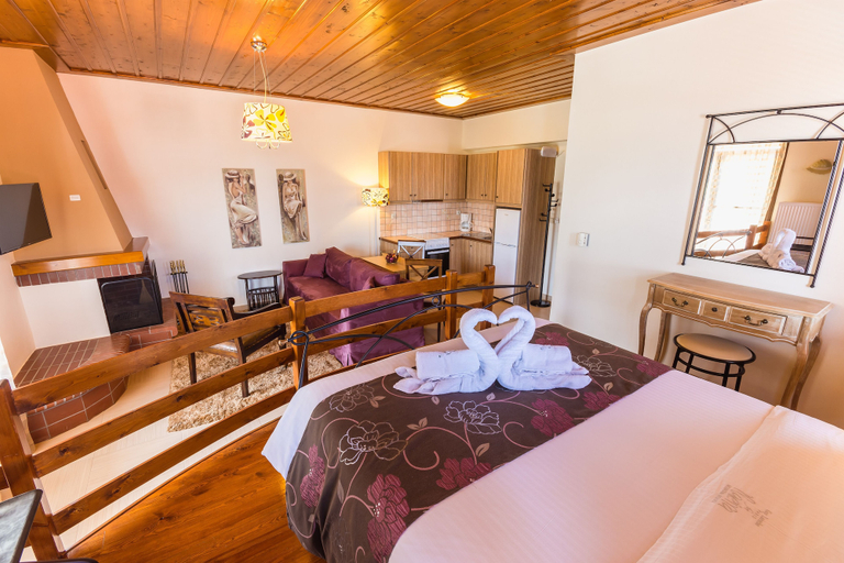 Bedroom 3, Ilaeira Mountain Resort, Peloponnese