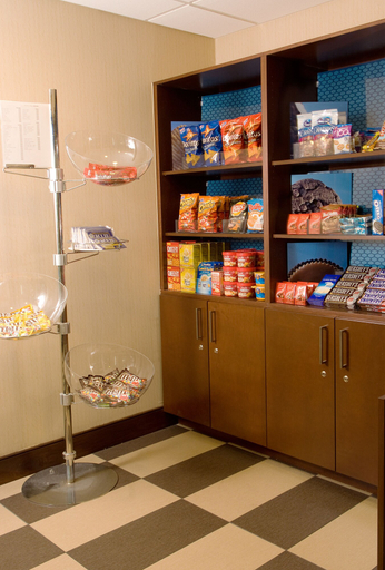 Food & Drinks 5, Hampton Inn Orlando-International Airport, Orange