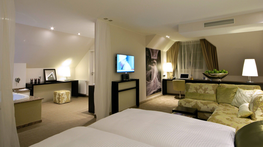 Bedroom 3, Wellings Parkhotel, Wesel