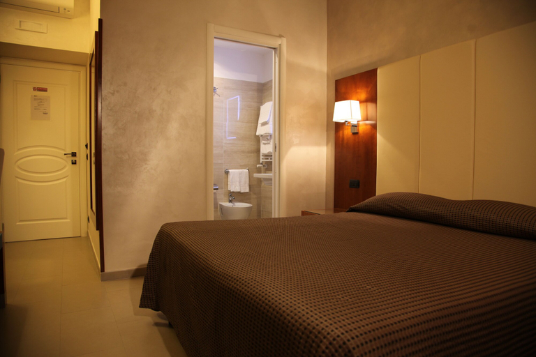 Bedroom 4, B&B Federica's House in Rome, Rome