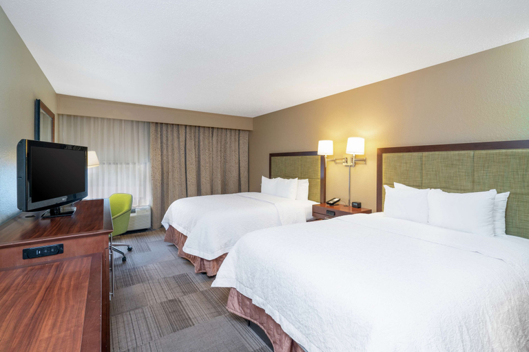Bedroom 3, Hampton Inn Chattanooga/Hixson, Hamilton
