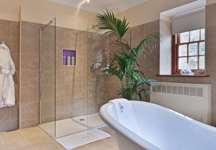 Bathroom 5, Glencoe House, Highland