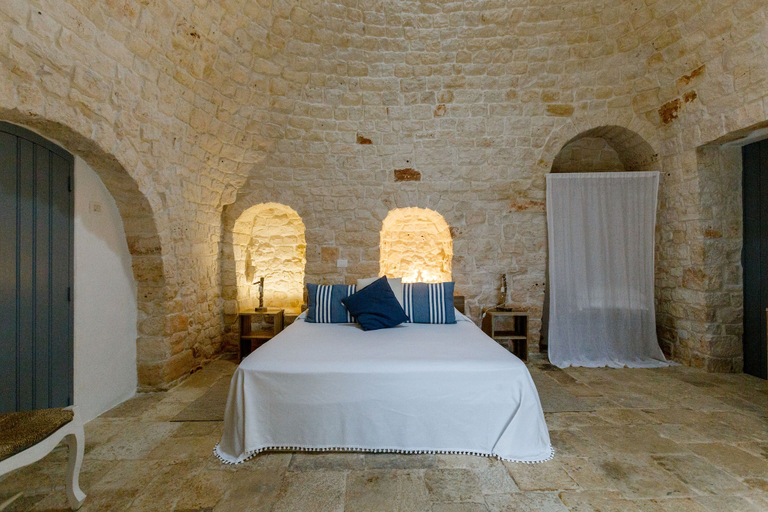 Bedroom 5, Nina Trulli Resort, Bari