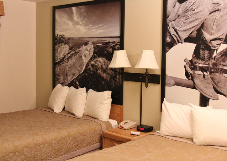 Bedroom 3, Homestead Inn and Suites, Big Horn