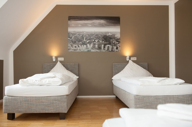 Bedroom 4, Five Reasons Hotel & Hostel, Nürnberg