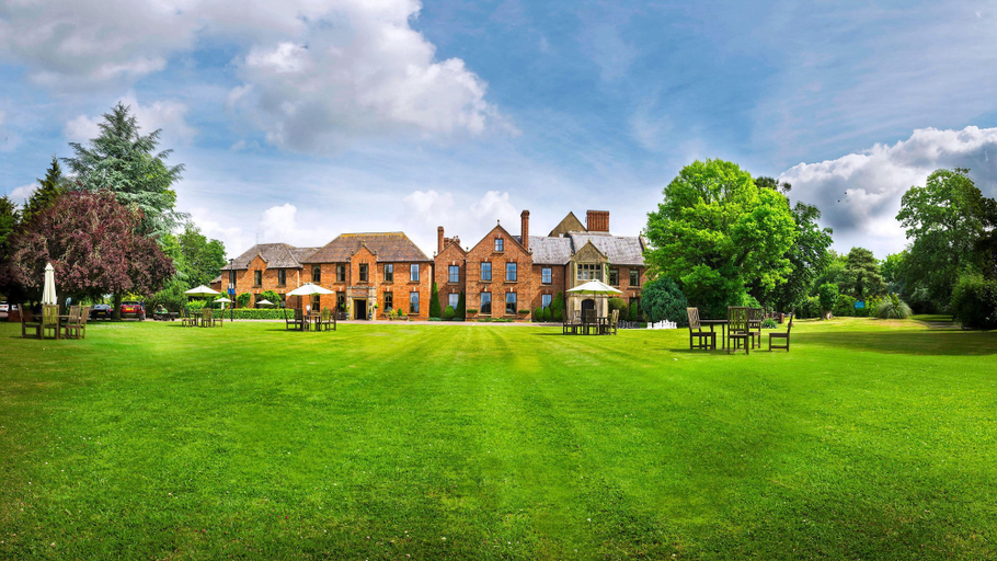 Exterior & Views 5, Hatherley Manor Hotel & Spa, Gloucestershire