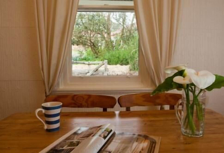 Others 3, Brown's House Bed and Breakfast, Clare and Gilbert Valleys