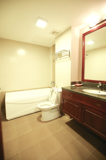 Bathroom 3, V-studio Hotel Apartment 3, Từ Liêm