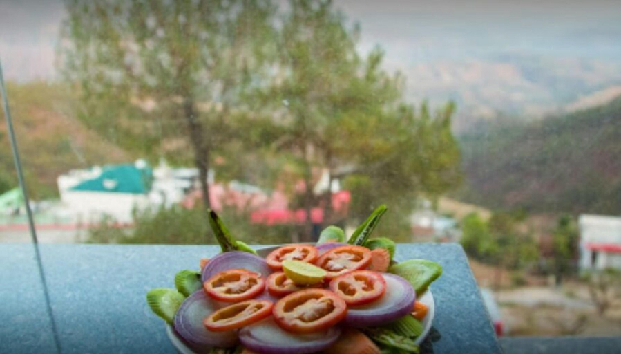 Food & Drinks 5, Clarks Collection Lansdowne, Garhwal