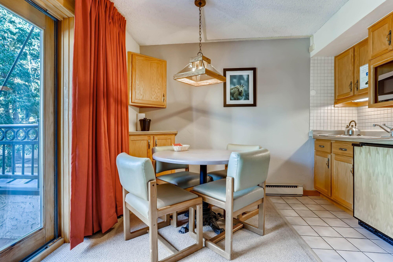 Others 4, Lift House Lodge, Vail Lionshead Studio Condo, Walk to Gondola, Eagle
