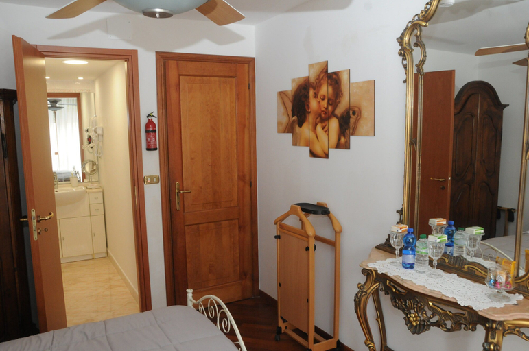 Bedroom 2, La Casa Di Luna, Ascoli Piceno