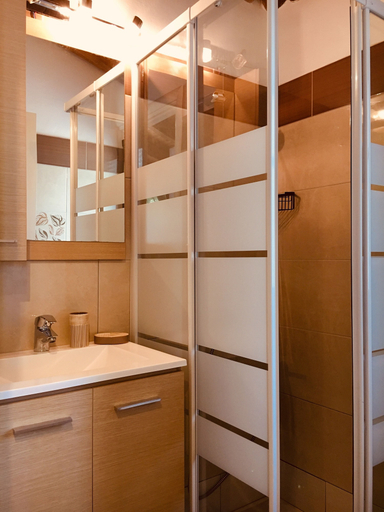 Bathroom 5, Ilaeira Mountain Resort, Peloponnese