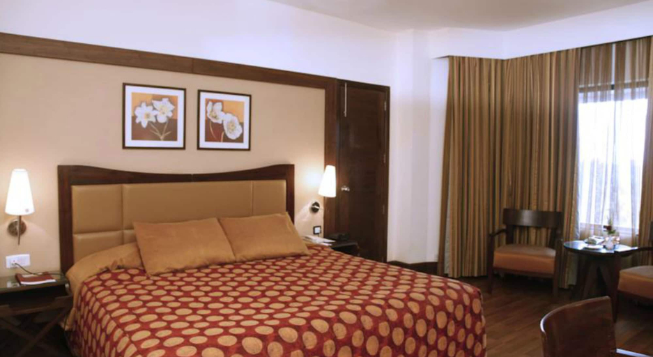 Bedroom 3, The Retreat Hotel & Convention Centre, Mumbai Suburban