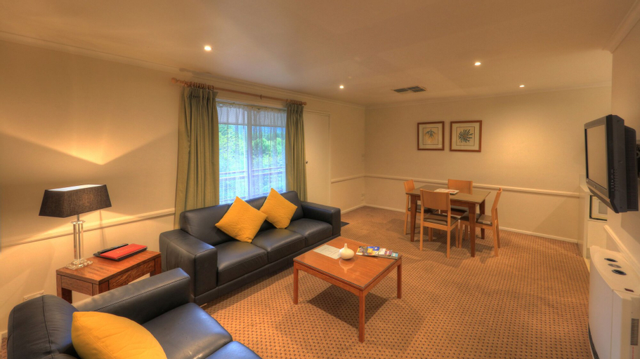 Others 5, Chestnut Tree Holiday Apartments, Alpine - East