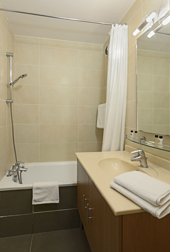 Bathroom 4, Residéal La Grande Motte, Hérault