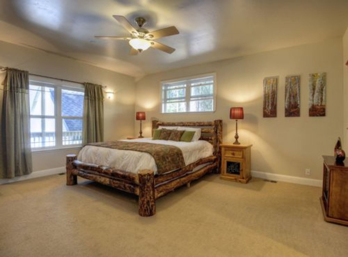 Bedroom 3, North Canyon Inn, El Dorado