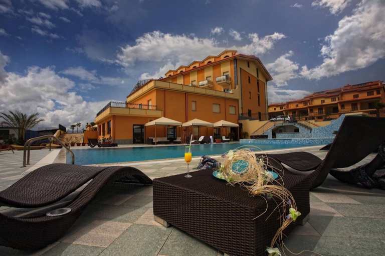 Exterior & Views 4, Grand Hotel Paradiso, Catanzaro