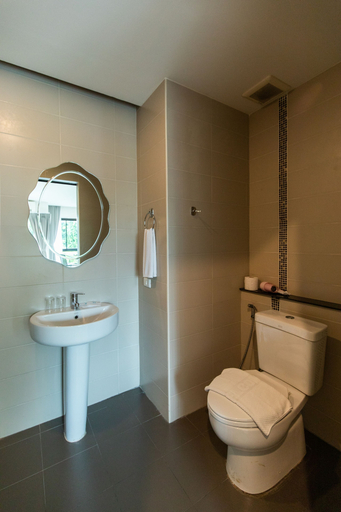 Bathroom 5, Jira Boutique Residence, Muang Chiang Mai