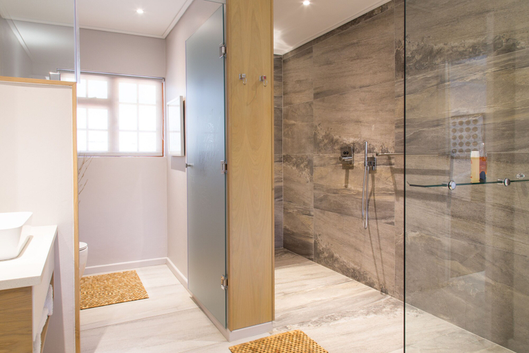 Bathroom 4, Lauradale Accommodation, Cape Winelands