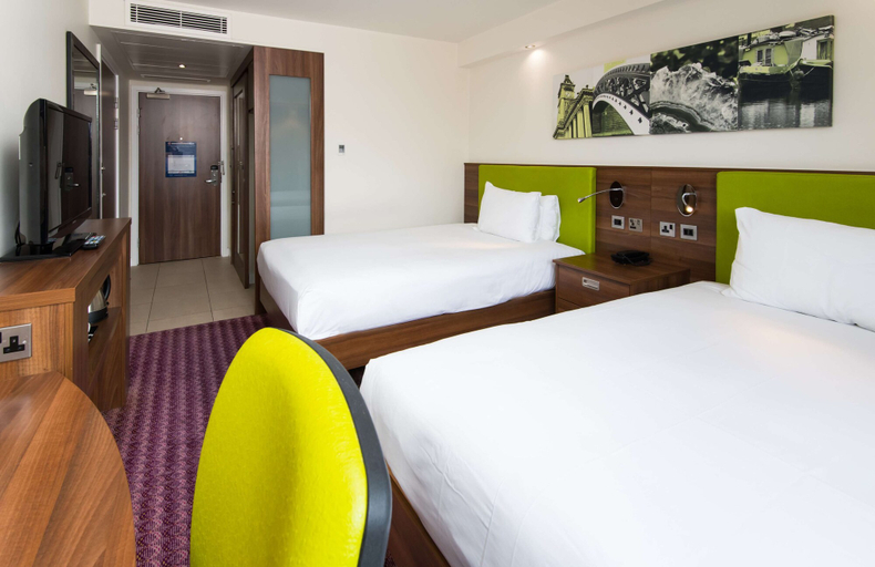 Bedroom 3, Hampton by Hilton Birmingham Jewellery Quarter, Birmingham
