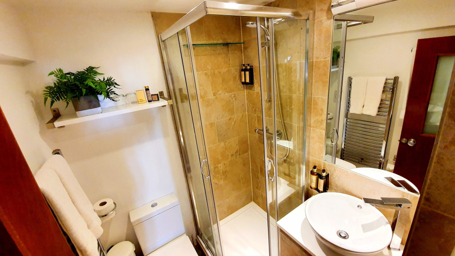Bathroom 4, A Room With A View, Brighton and Hove