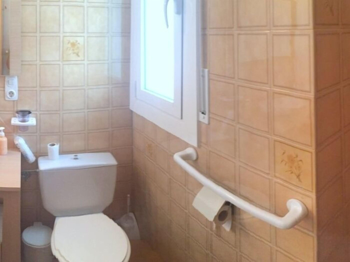 Bathroom 3, Casa Ebre 14, Girona