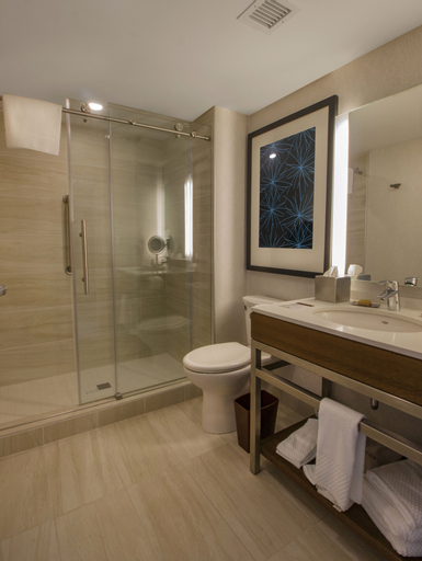 Bedroom 5, DoubleTree by Hilton Hotel Niagara Falls New York, Niagara