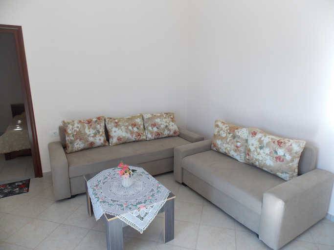 Others 5, Ylli Apartments Saranda, Sarandës
